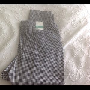 Houndstooth ankle length pixie pants